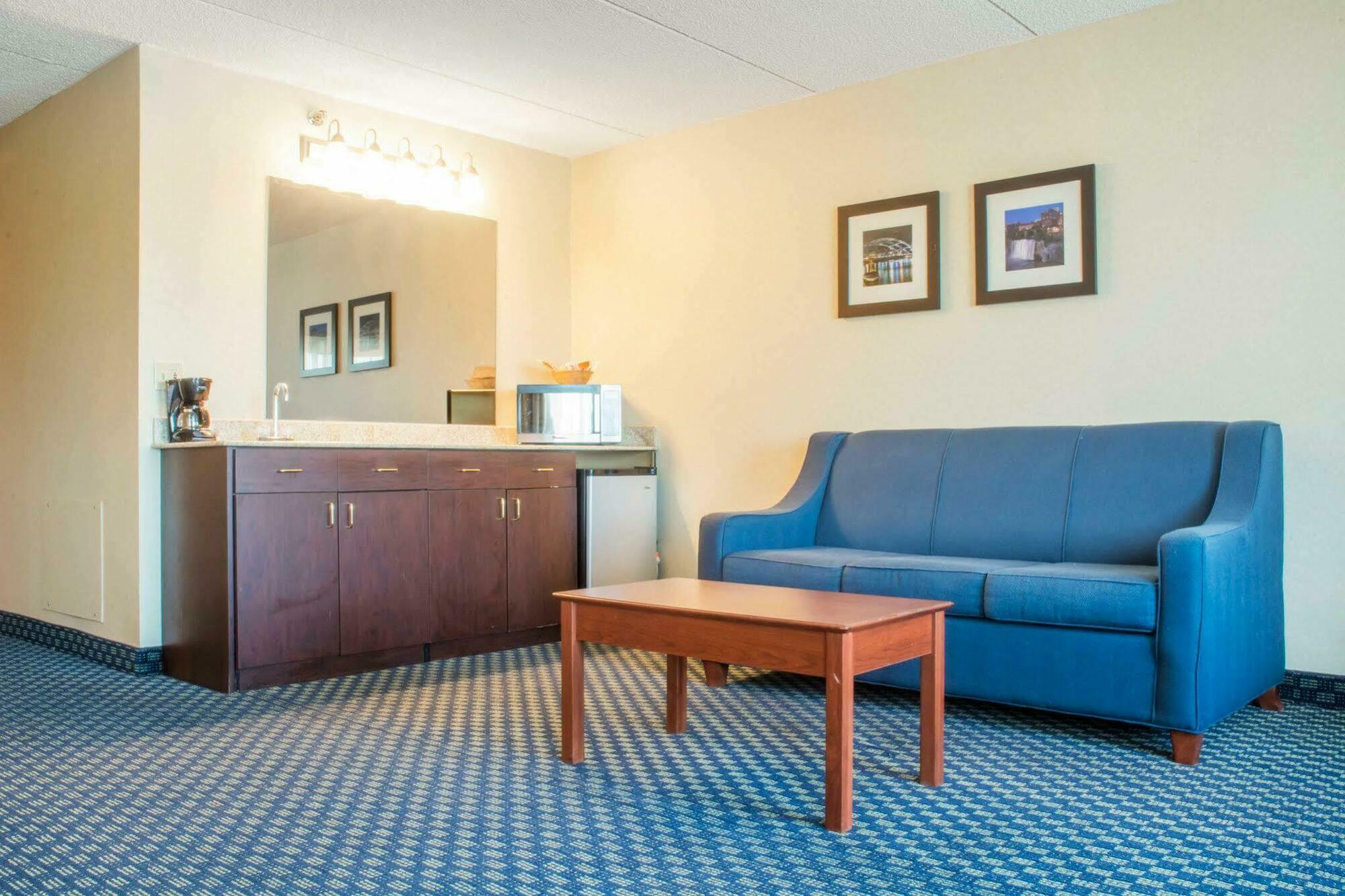 Hammock Hotel Rochester Niagara Falls Bagian luar foto